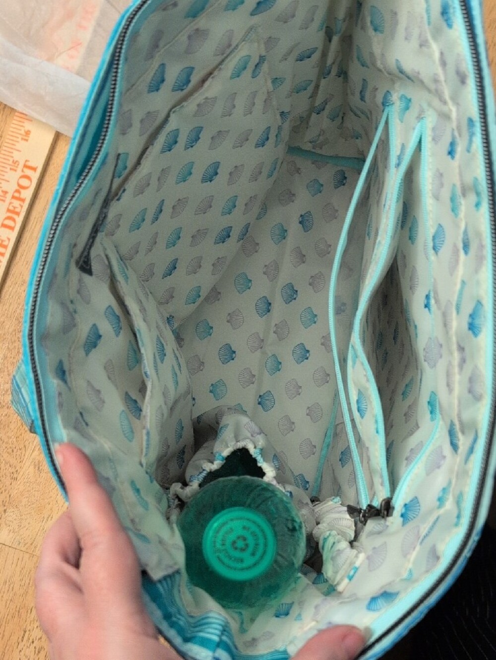 Lug Skyliner Light Blue Striped Quilted Tote Bag Love Waves Aqua - Picture 2 of 7